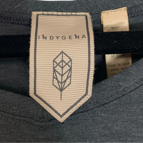 Indygena Women’s Two Toned Grey Lightweight Athletic  T-Shirt Size Small - Picture 5 of 13